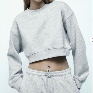 Zara cropped Sweatshirt NWT